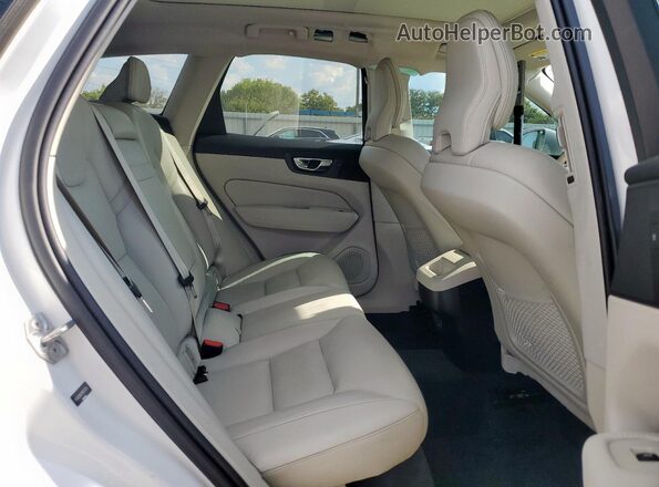 YV4102DK3M1675334 2021 VOLVO XC60 Белый 