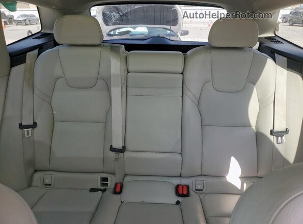 YV4102DK3M1675334 2021 VOLVO XC60 Белый 