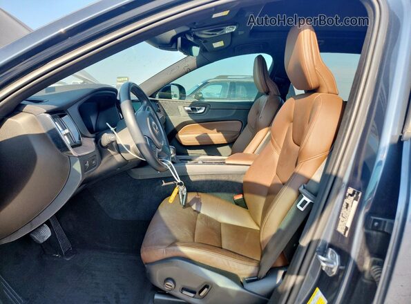 YV4102DK3M1726962 2021 VOLVO XC60 Blue Սալոնի դիմացի տեսք