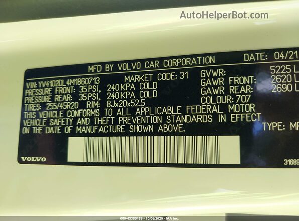 YV4102DL4M1860713 2021 VOLVO XC60 White Vista del compartimento del motor