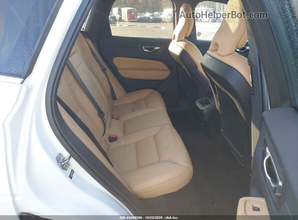 YV4102RK0L1561783 2020 VOLVO XC60 White VIN կոդի պիտակի տեսք