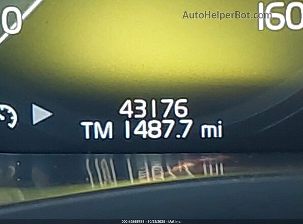 YV4102RL3L1421137 2020 VOLVO XC60 White 