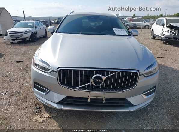 YV4102RL6L1610073 2020 VOLVO XC60 Silver Սարքավորումների վահանակի տեսք