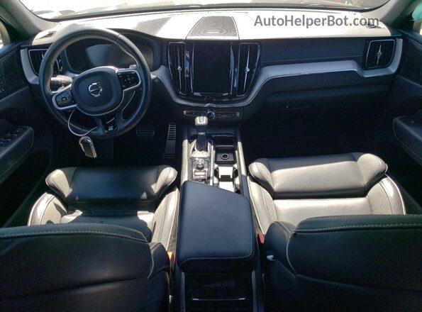 YV4102RM6L1589332 2020 VOLVO XC60 Black Dashboard view