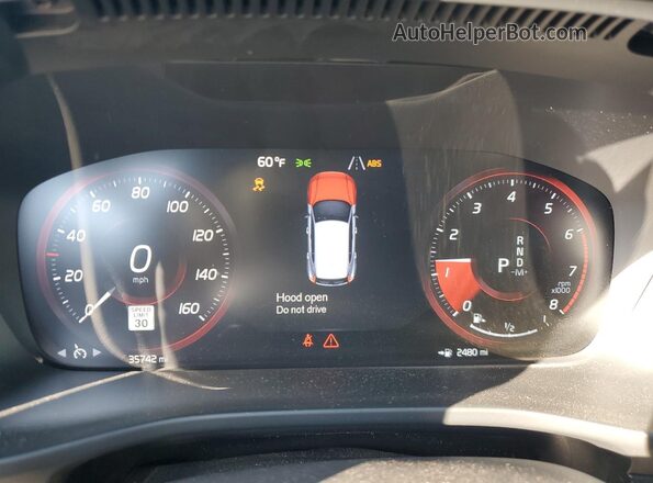 YV4162UKXN2652725 2022 VOLVO XC40 Black 