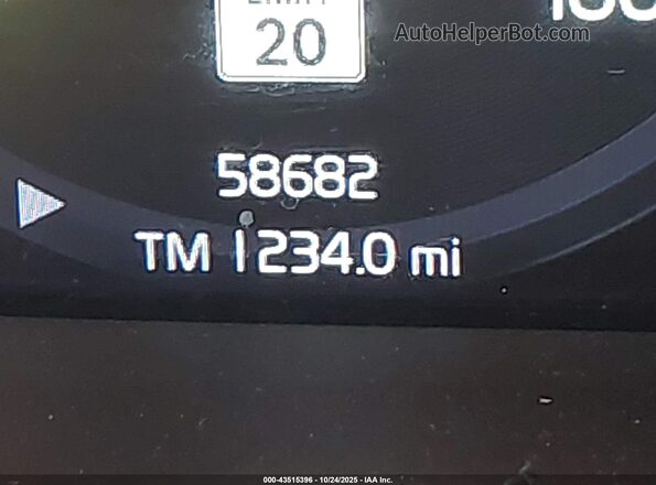 YV4162UL6L2210675 2020 VOLVO XC40 Blue 