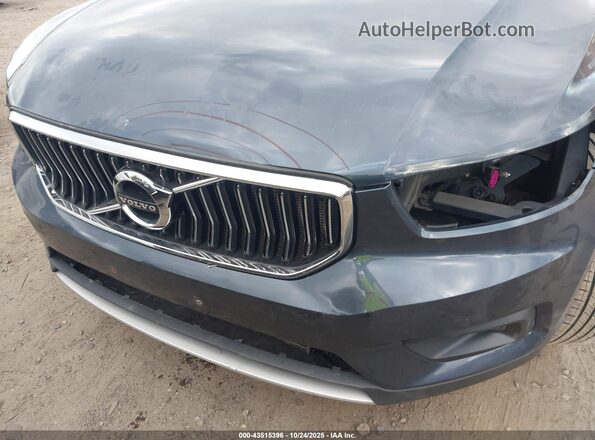 YV4162UL6L2210675 2020 VOLVO XC40 Blue 