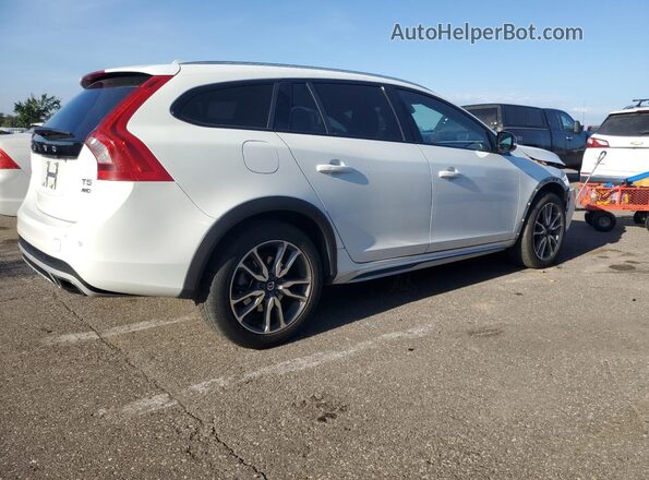 YV440MWK4H1026833 2017 VOLVO V60 Белый Задняя правая четверть