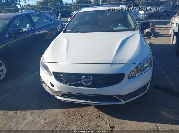 YV440MWK4J2059055 2018 VOLVO V60 CROSS COUNTRY White Սարքավորումների վահանակի տեսք