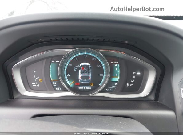 YV4902RM6G2784897 2016 VOLVO XC60 Gray Vista de los asientos traseros
