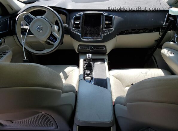 YV4A221K8L1553534 2020 VOLVO XC90 Black Dashboard view