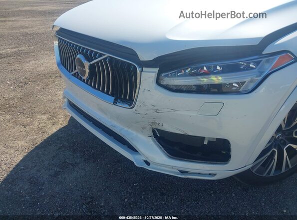 YV4A221K8M1772611 2021 VOLVO XC90 White Вид спереду