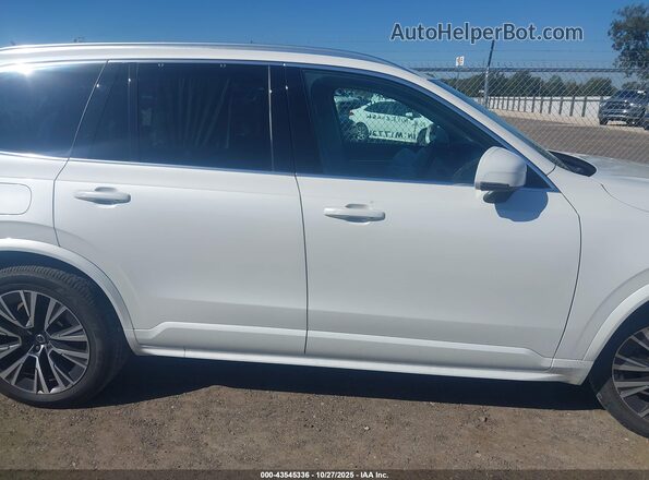 YV4A221K8M1772611 2021 VOLVO XC90 White Вид задньої частини салону