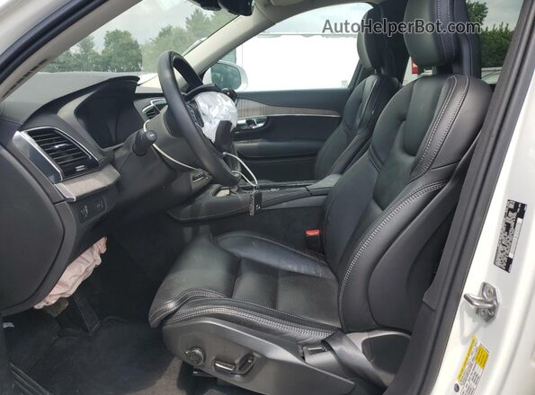 YV4A221L7M1676560 2021 VOLVO XC90 White Вид салону спереду