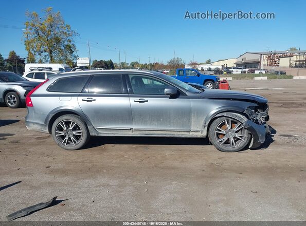 YV4A22NL3H1001577 2017 VOLVO V90 CROSS COUNTRY Gray უკანა სალონის ხედი