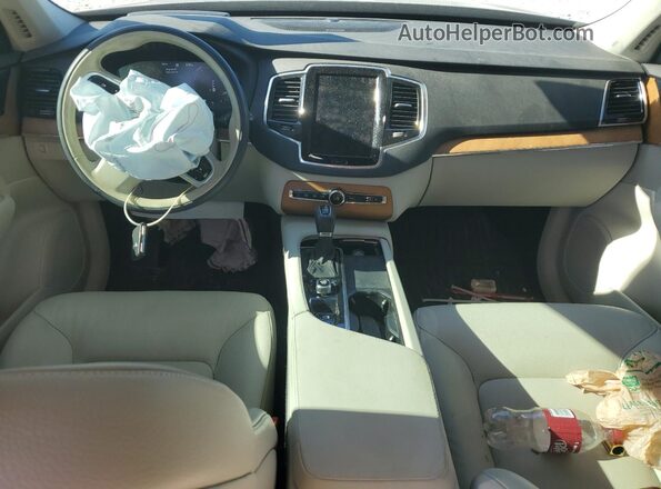YV4A22PK1N1860568 2022 VOLVO XC90 Blue Widok deski rozdzielczej
