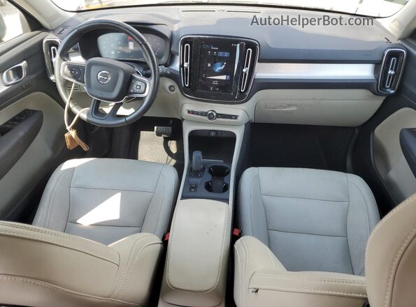 YV4AC2HK2M2602208 2021 VOLVO XC40 Blue Առջևի վահանակի տեսք