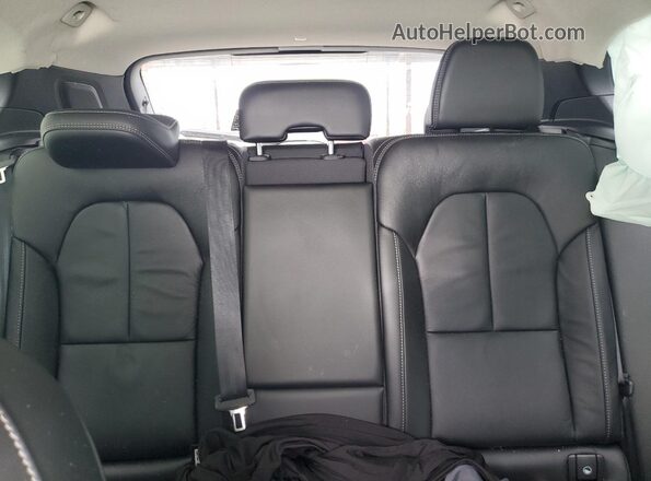 YV4AC2HKXN2769773 2022 VOLVO XC40 Белый 