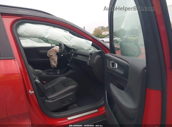 YV4AC2HM1M2481544 2021 VOLVO XC40 Red 
