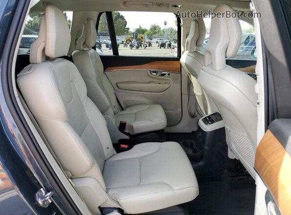 YV4BR00K3M1687780 2021 VOLVO XC90 Blue Widok wnętrza z tyłu
