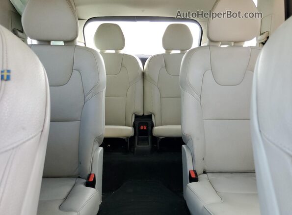 YV4BR00K3M1687780 2021 VOLVO XC90 Blue Widok tylnych siedzeń