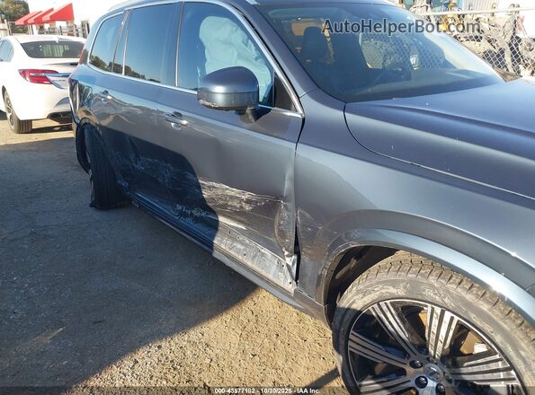 YV4BR00L3M1758310 2021 VOLVO XC90 RECHARGE PLUG-IN HYBRID Blue Widok z przodu