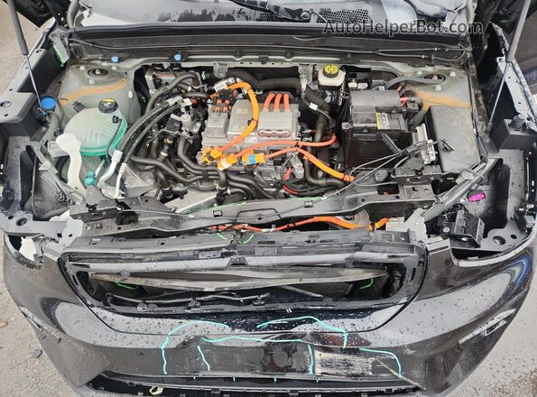 YV4ED3GL5P2051064 2023 VOLVO C40 Black Սալոնի հետևի տեսք