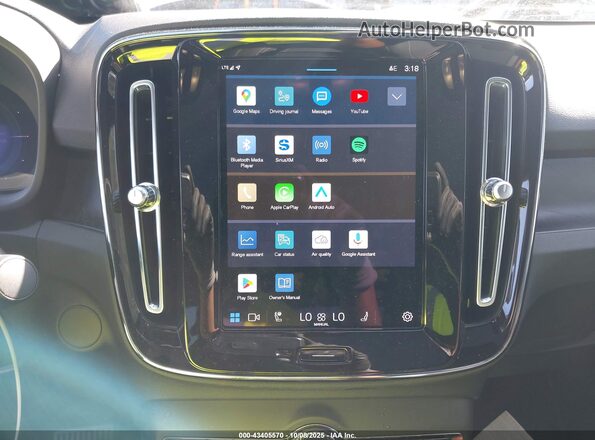 YV4ED3GLXP2044708 2023 VOLVO C40 RECHARGE PURE ELECTRIC Green 
