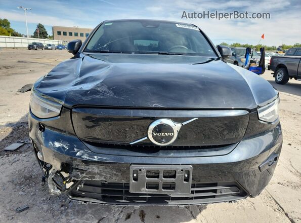 YV4ED3GM1P2055833 2023 VOLVO C40 Black Widok z przodu
