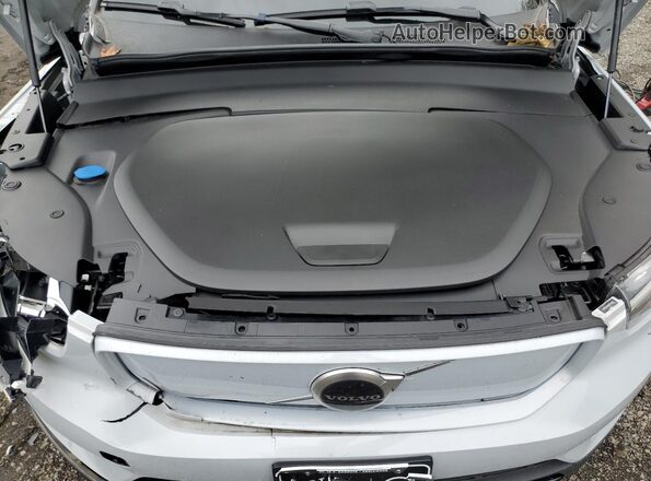 YV4ED3UAXN2774683 2022 VOLVO XC40 Gray Вид підкапотного простору