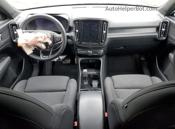 YV4ED3UAXN2774683 2022 VOLVO XC40 Gray Вид панелі приладів