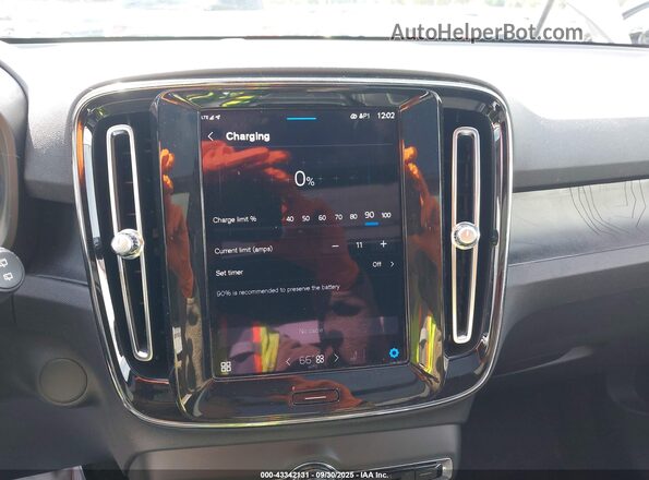 YV4ED3UL8P2099324 2023 VOLVO XC40 RECHARGE PURE ELECTRIC Blue 