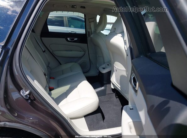 YV4H60DL3R1889449 2024 VOLVO XC60 RECHARGE PLUG-IN HYBRID Gray Вид наклейки з VIN-кодом