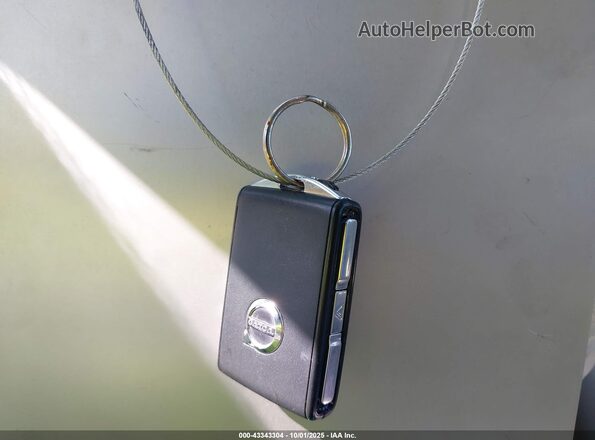 YV4H60DM2R1946829 2024 VOLVO XC60 RECHARGE PLUG-IN HYBRID Gray Առջևի վահանակի տեսք