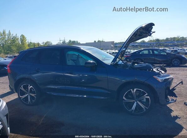 YV4H60DM2R1946829 2024 VOLVO XC60 RECHARGE PLUG-IN HYBRID Gray Սալոնի հետևի տեսք