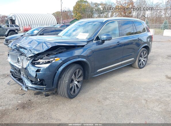 YV4H60JE9S1320164 2025 VOLVO XC90 PLUG-IN HYBRID Dark Blue Передняя левая четверть