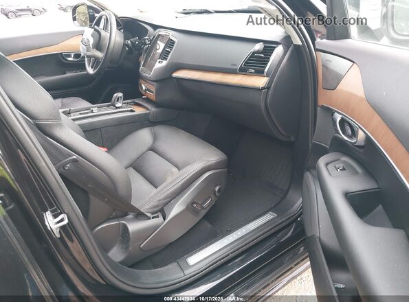 YV4H60PE0S1307861 2025 VOLVO XC90 PLUG-IN HYBRID Черный Вид салона спереди