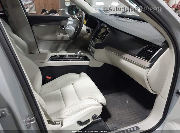 YV4H60PF6S1316976 2025 VOLVO XC90 PLUG-IN HYBRID Серый Вид салона спереди