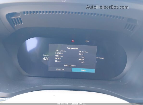 YV4H60RC6S1149019 2025 VOLVO XC60 PLUG-IN HYBRID Dark Blue Rear seats view