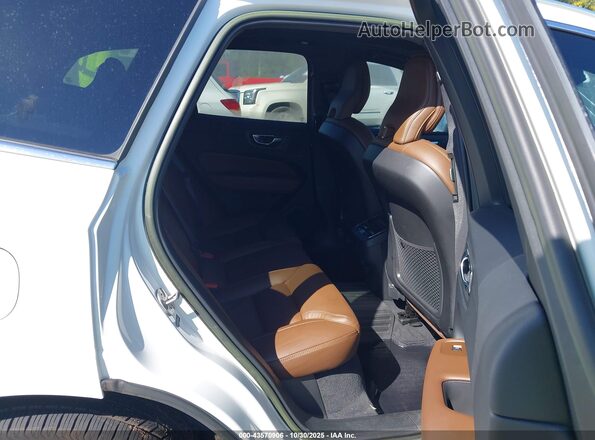 YV4L12DL2N1086453 2022 VOLVO XC60 White VIN sticker view