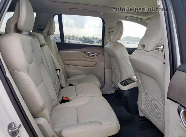 YV4L12PN7P1985471 2023 VOLVO XC90 White 
