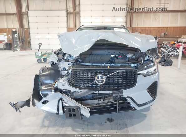 YV4L12RL2R1812925 2024 VOLVO XC60 Gray Դիմացի տեսք