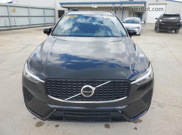 YV4L12RW6P1266430 2023 VOLVO XC60 Black Вид спереду