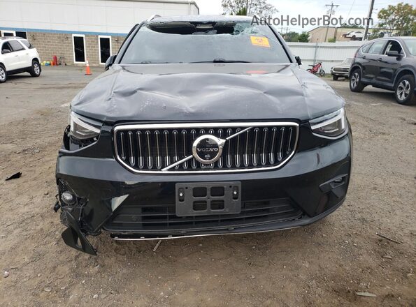 YV4L12UE0S2485658 2025 VOLVO XC40 Black Vista frontal