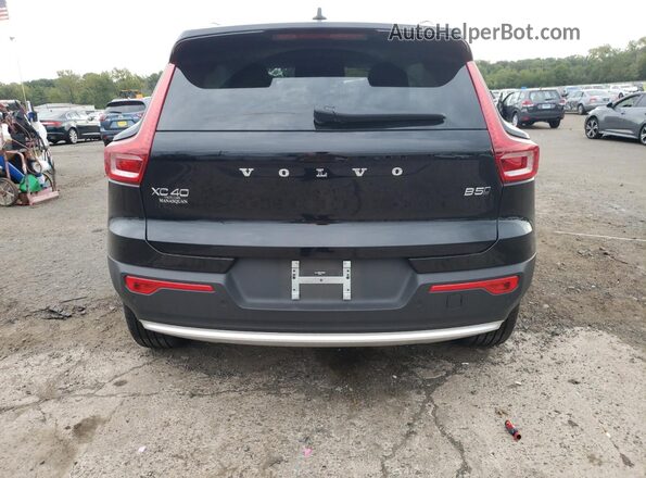 YV4L12UE0S2485658 2025 VOLVO XC40 Black Vista trasera