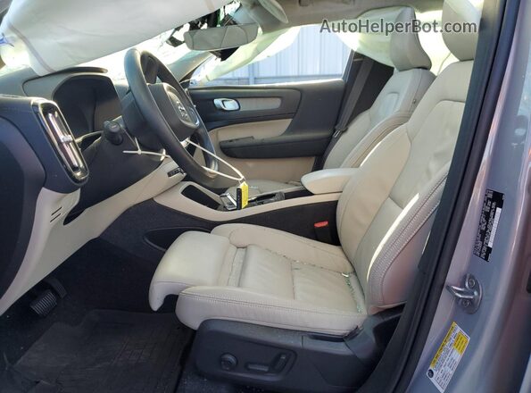 YV4L12ULXR2321200 2024 VOLVO XC40 Gray Vista interior delantera