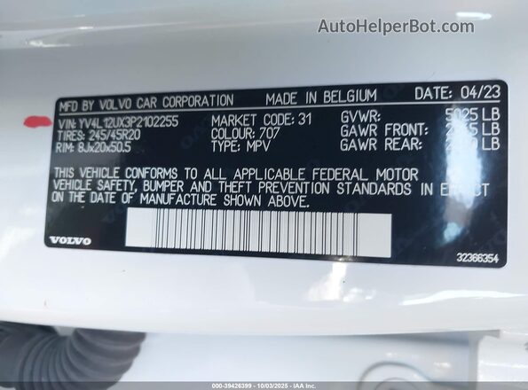 YV4L12UX3P2102255 2023 VOLVO XC40 White 