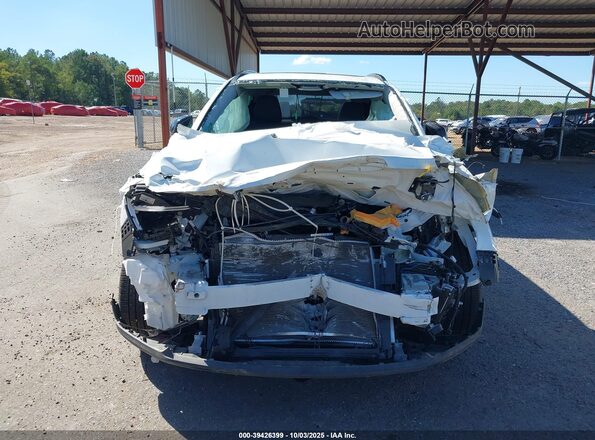 YV4L12UX3P2102255 2023 VOLVO XC40 White 