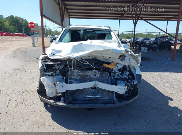 YV4L12UX3P2102255 2023 VOLVO XC40 White 
