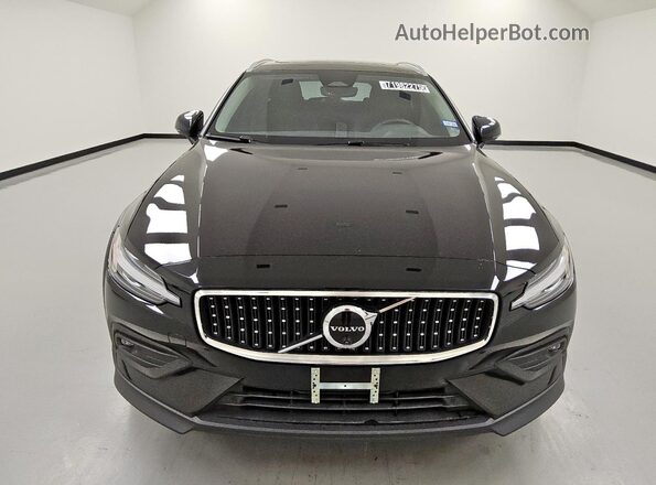 YV4L12WK4S2147151 2025 VOLVO V60 Black Front view